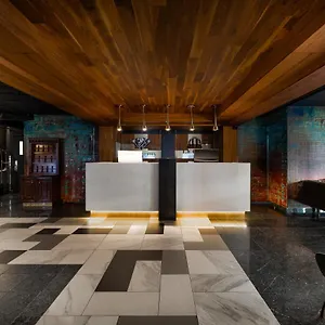 **** Otel Empire Kanada
