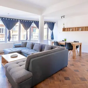 https://studio-lumiere.hotelsghent.com