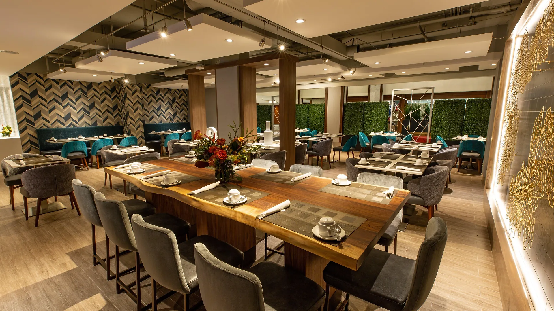 Hotel Holiday Inn Toronto Downtown Centre By Ihg