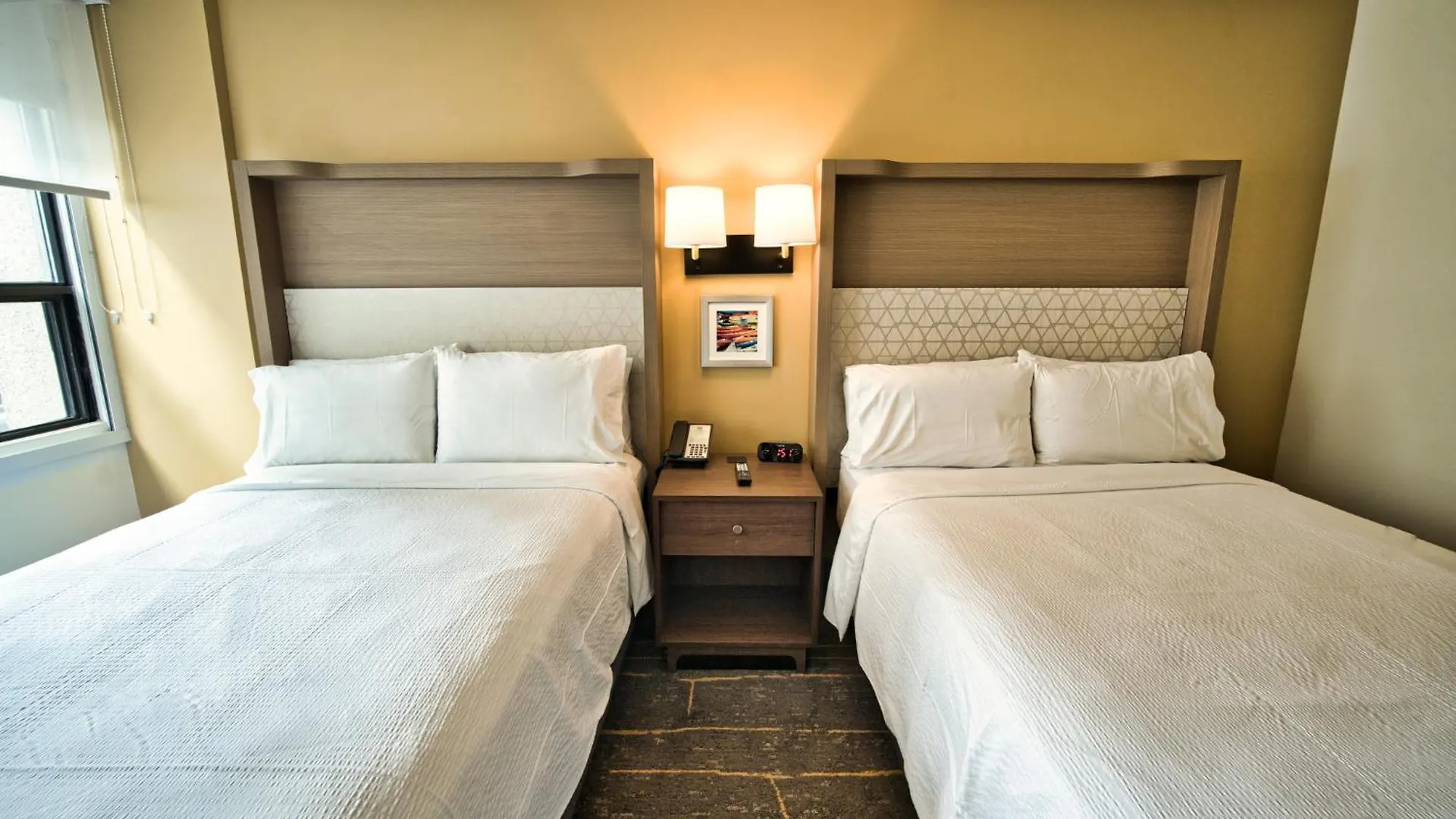 Holiday Inn Toronto Downtown Centre By Ihg Hotel